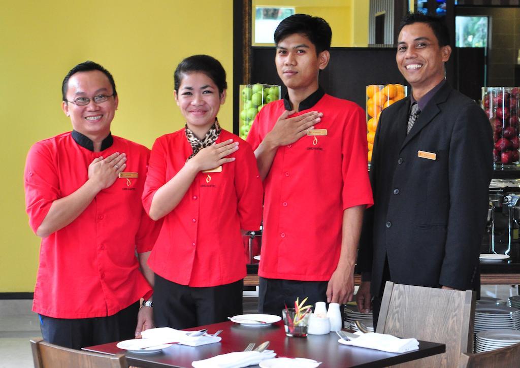 Dreamtel Kota Kinabalu Hotell Exteriör bild