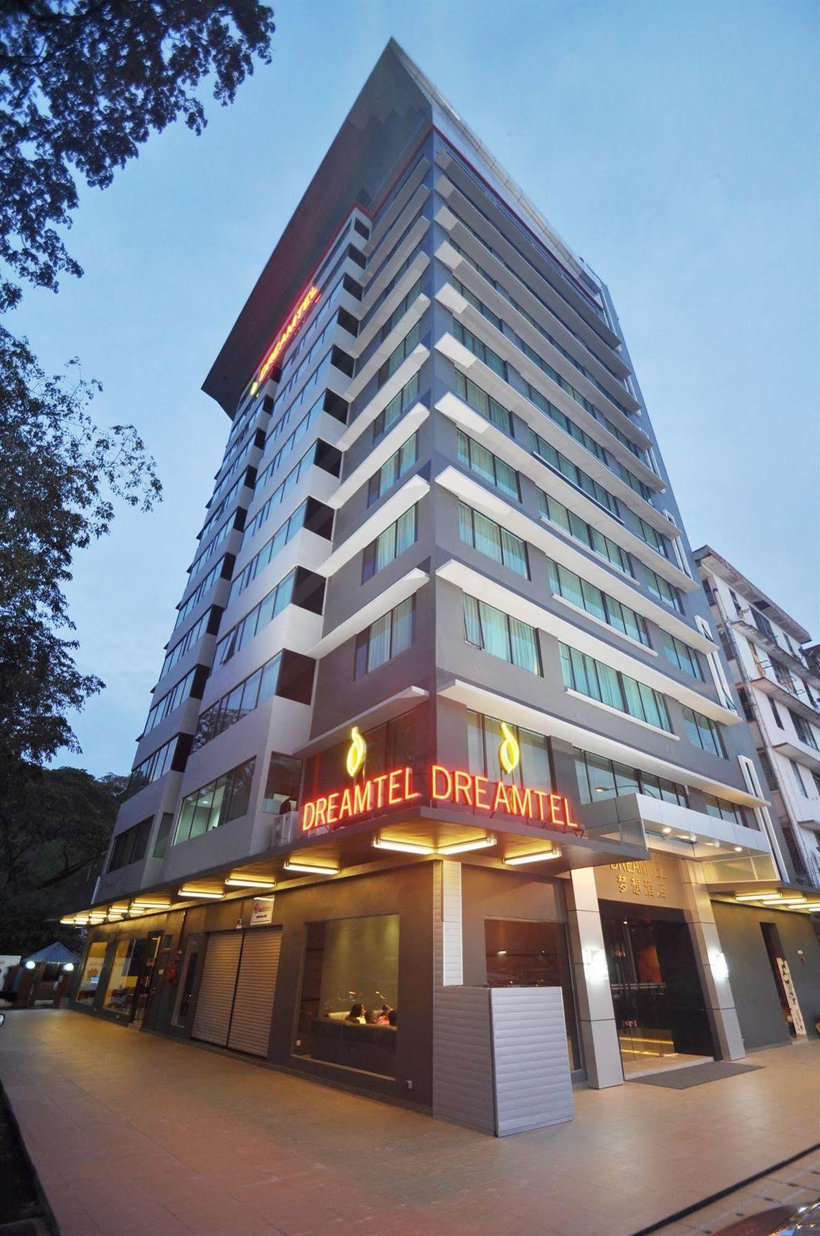 Dreamtel Kota Kinabalu Hotell Exteriör bild